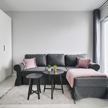 Targowa 10 Luxury Studio Lägenhet Warszawa Exteriör bild